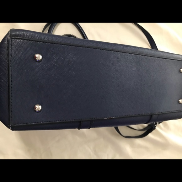 Kenneth Cole Reaction bag - Picture 5 of 9
